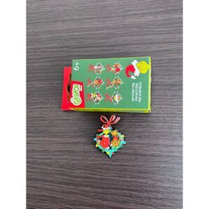 Loungefly How The Grinch Stole Christmas Wreath Ornaments Pin - Grinch & Max
